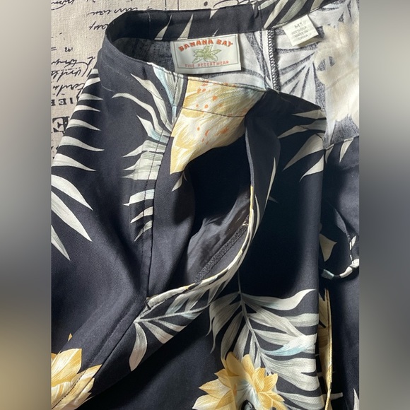 Banana Bay 100% Silk Black Hawaiian Casual Beach Attire Pants M Capri Vintage - Picture 7 of 7
